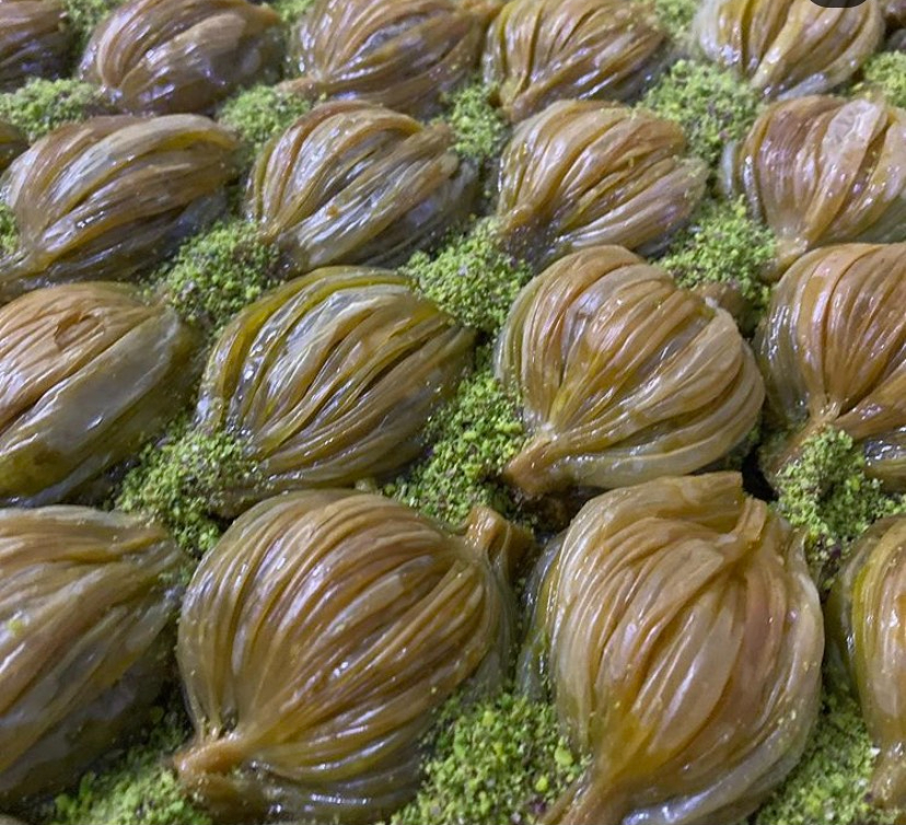 Fıstıklı Soğan Tatlısı